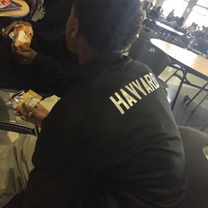 Meet your Posher, Jj